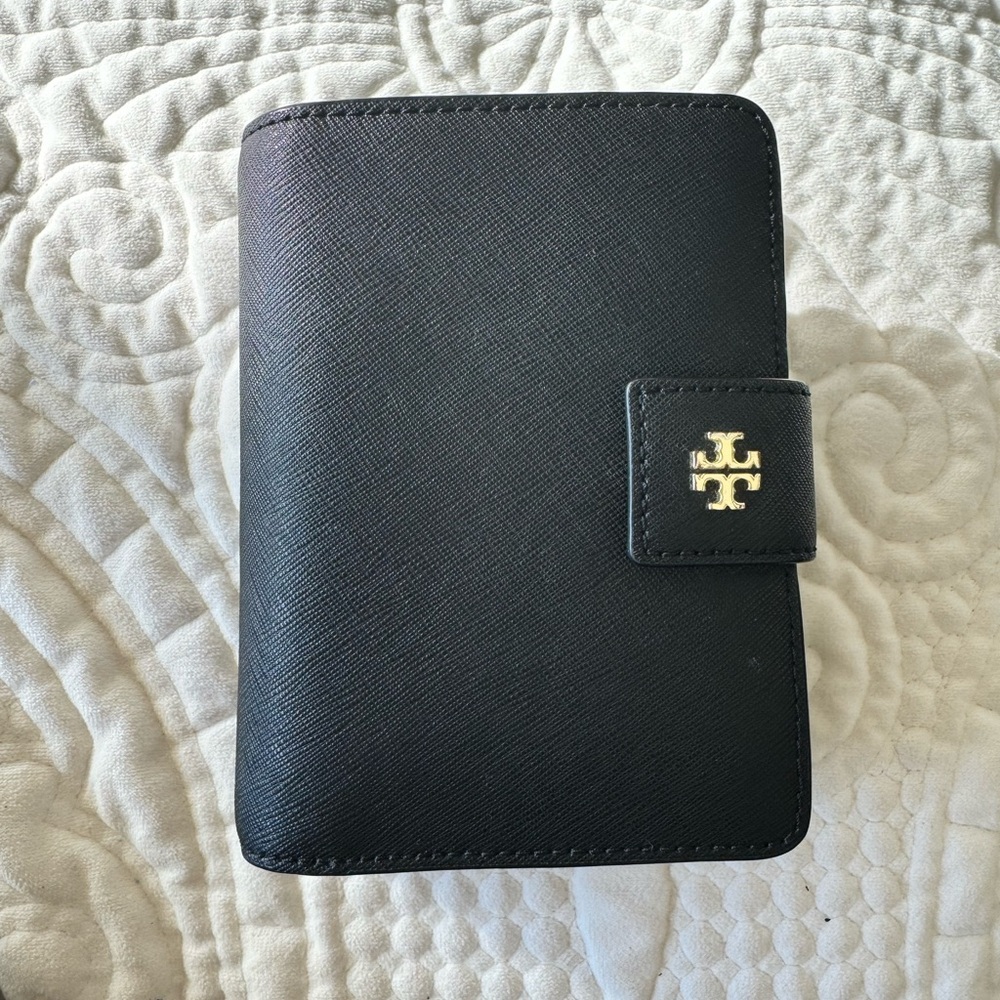 Black Tory Burch Bi Fold Wallet